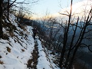 74 Versante in ombra, la neve ristagna